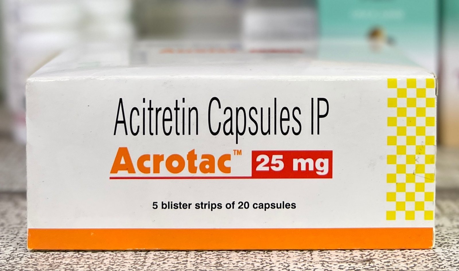 Acrotac 25 mg - Acitretin Capsules